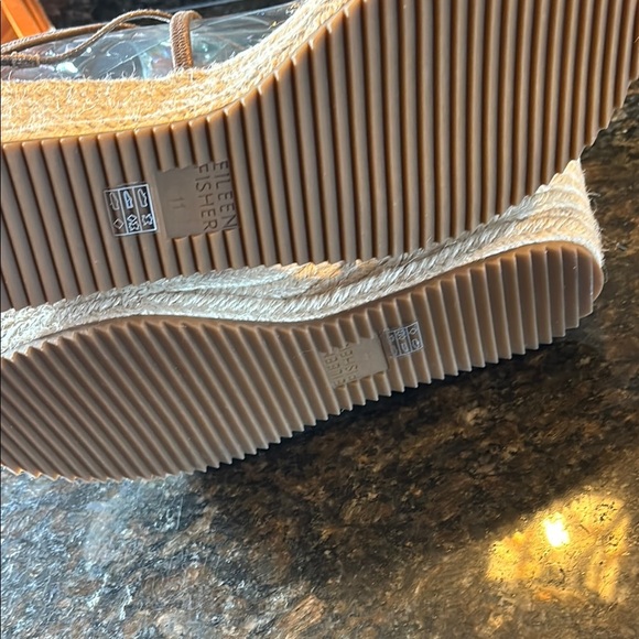 New Eileen Fisher Bronze Metallic Wedge Sandals with Ankle Strap 11 - Picture 4 of 6